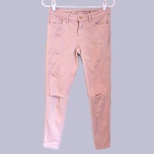 NWOT Jennifer Lopez Distressed Ankle Skinnies